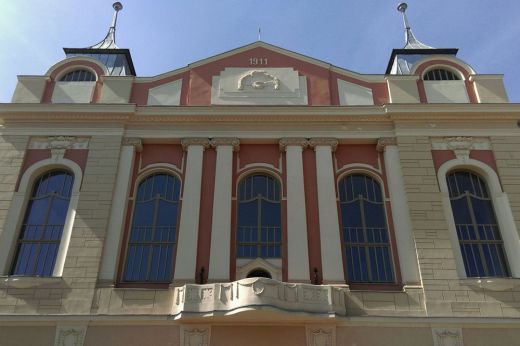 Bábelőadás: A legszebb karácsonyi ajándék. Bérletszünet