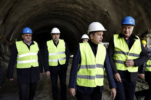 Grindeanu: a közlekedési minisztérium csökkenti alárendelt intézményeinek számát