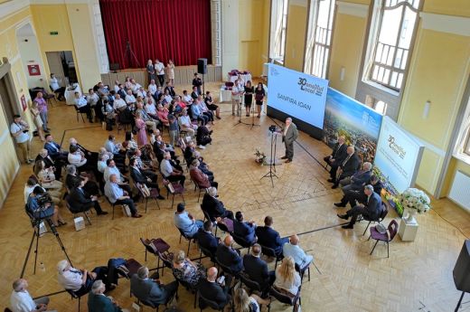 A Szatmárnémeti Városi Tanács megalakulásának 30. évfordulóját ünnepelték az Iparosotthonban