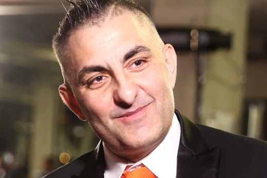 „Így még soha nem aláztak meg” – Százak szidták kórusban Győzikét és családját