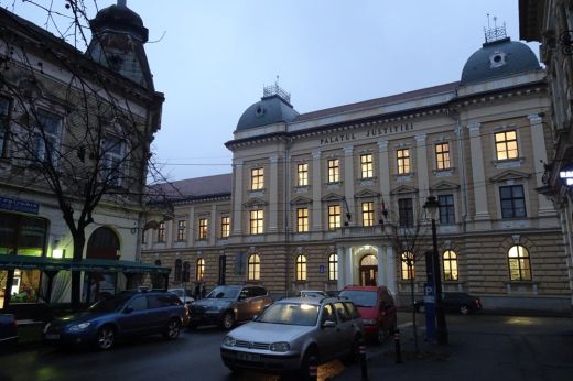 Életével fizetett az idős férfi, mert nem árulta el, hogy hol tartja a pénzét
