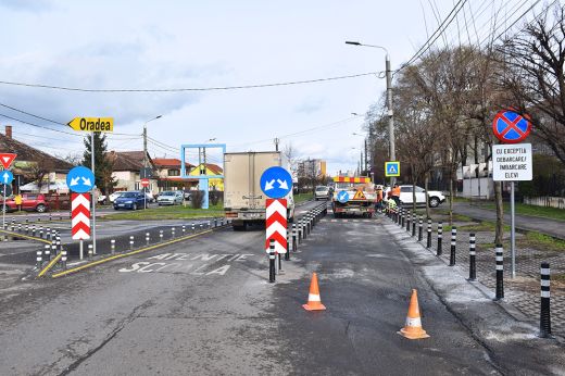 Kiss&Ride sávot tesztelnek Szatmárnémetiben