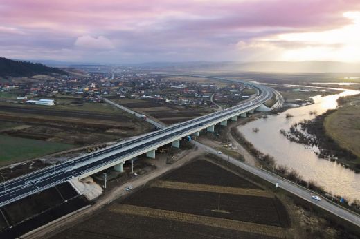 Egy héten belül megindulhat a közlekedés a Kolozsvár és Marosvásárhely közötti autópálya még hiányzó szakaszán