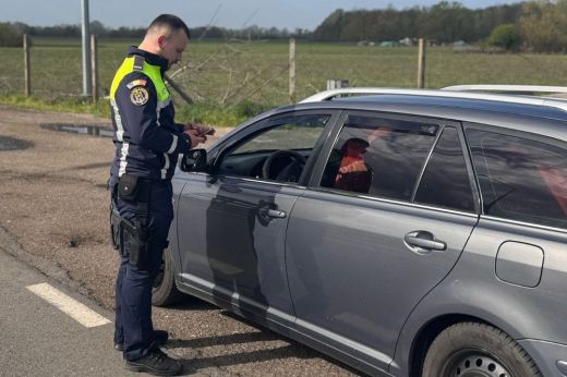 Elkészült a húsvéti hosszú hétvége mérlege. Több tucat jogosítványt függesztettek fel a rendőrök