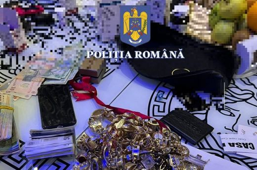 Harminckét főt kísértek be kihallgatásra a rendőrségi rajtaütés után
