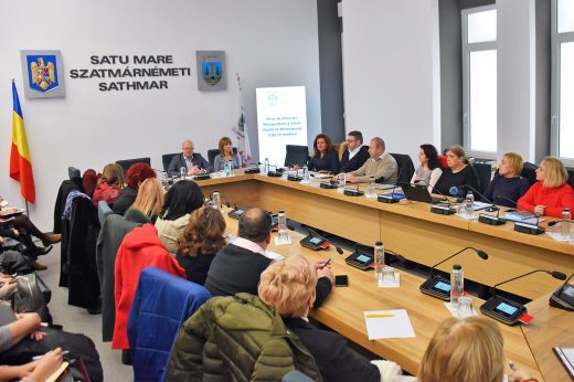 Pályázati lehetőségekről egyeztettek az iskolaigazgatók Szatmárnémeti polgármesterével