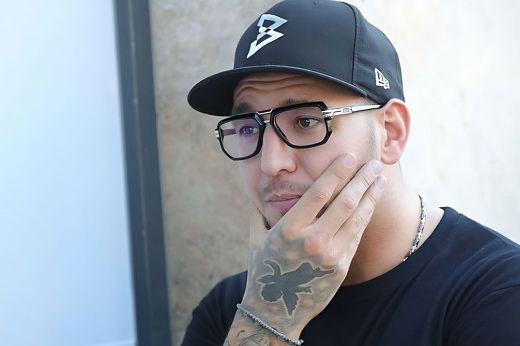 „Bízom benne, hogy több esze lesz, mint az apjának” – Curtis nem titkolja majd el a kisfia előtt a drogproblémáit