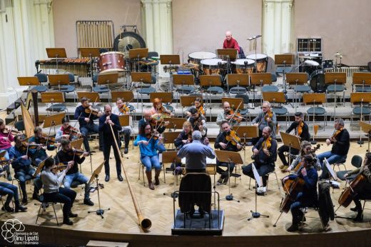 Különleges koncert a filharmóniában: alpesi kürtön csendülnek fel a zenei gyöngyszemek