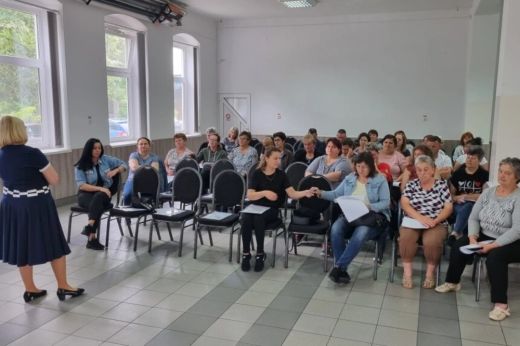 Kaplony. Gondozókról gondoskodni