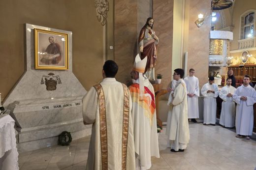 A lelkek építője. Hám János püspökre emlékeztek a Székesegyházban