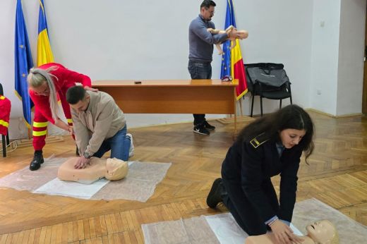 Elsősegélynyújtási képzés a börtönben: életmentő tudással gazdagodott a személyzet