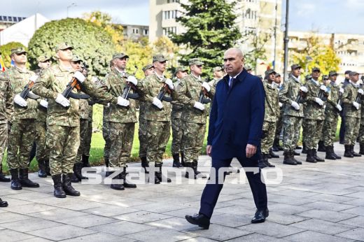 Kifütyülték Ilie Bolojant Nagykárolyban