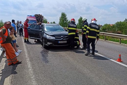 Három személyautó karambolozott Kismajténynál - KÉPEK