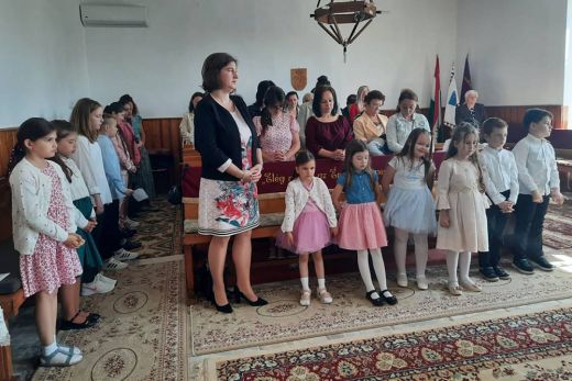 “Te hoztál ki engem anyám méhéből.” – Anyák napja Erdődön