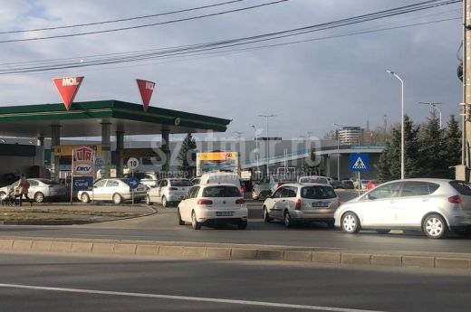 Az év végéig meghosszabbítják az üzemanyagok árkompenzációját