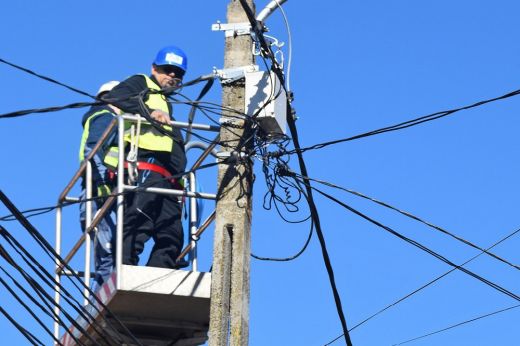 A közvilágítási rendszer korszerűsítése miatt ismét útlezárás lesz Szatmárnémeti több utcájában