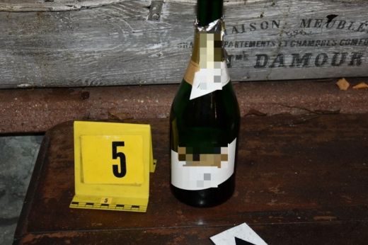 Alkoholt lopott, majd futtában még egy nőt is fellökött