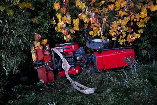 Traktor alá szorult egy férfi Avasfelsőfaluban