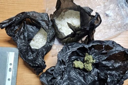 Több drogdíler is előzetesbe került a rajtaütés nyomán - KÉPEK