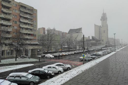 Másodfokú hóviharriadó az ország hét megyéjében. Szatmárnémetiben is havazik - KÉPEK