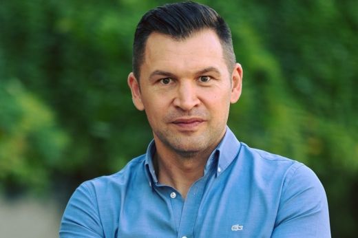 PNL-szóvivő: Adrian Cozmának tisztáznia kell a helyzetet