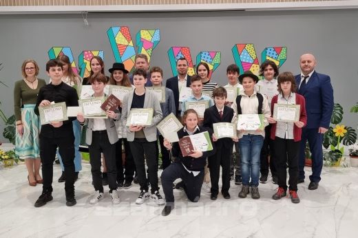 Nagyon erős mezőnye volt idén a 22. Vidám Versek Versmondó Versenyének. Mutatjuk a díjazottak teljes listáját! - KÉPGALÉRIA, VIDEÓ