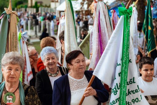 Imhol, az Úr szolgálóleánya – Nőszövetségi Konferencia Diósadon