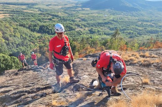 Hamarosan megnyílik Szatmár megye első kiépített sziklamászó turistaútvonala