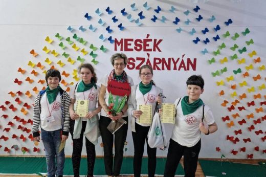 Mesék szárnyán a Mesevadászok