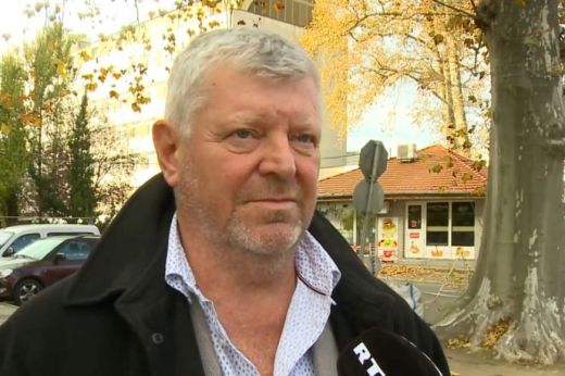 Besenczi Árpád implantátumot kaphat, miután leszakadt az ujja előadás közben