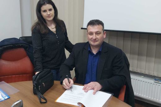 Kálmánd. Aláírták a szerződést, már nincs semmi akadály