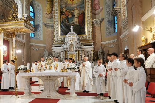 Önmagát adta eledelül az Oltáriszentségben - Úrnapja ünnepi szentmise a Székesegyházban