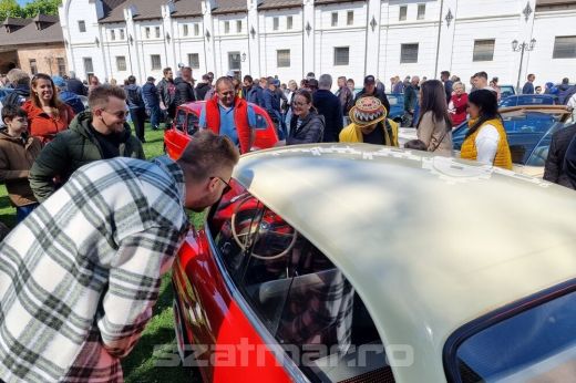 Tavaszi Retróparádé Nagykárolyban: az ország második legnagyobb oldtimer kiállítása - KÉPGALÉRIA, VIDEÓ