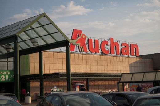 Az Auchan 50 üzletét összesen 750 ezer lejre bírságolták a fogyasztóvédelmi felügyelők