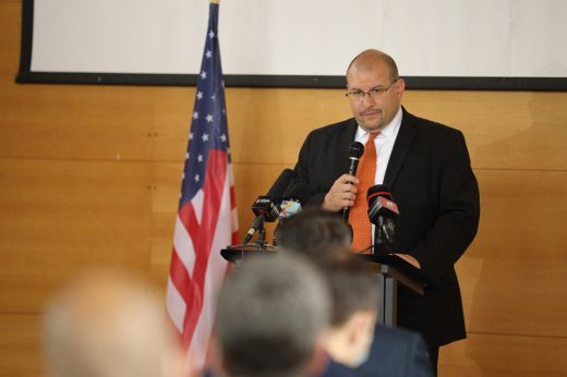 Amerikai diplomata: inspiráló a romániai lakosság szerepvállalása és együttérzése