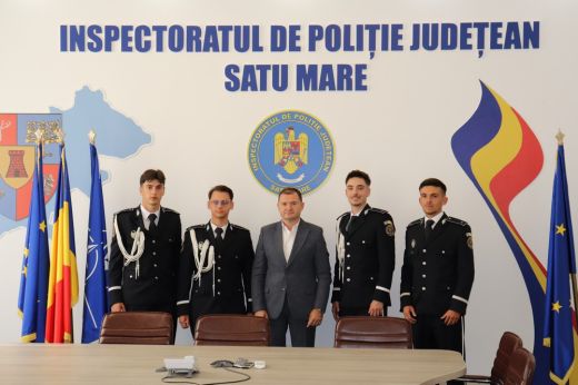 Újabb fiatal rendőrtisztek kezdték meg szolgálatukat Szatmár megyében