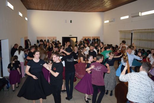 Vidám hangulatú táncházat tartottak Bogdándon - KÉPEK