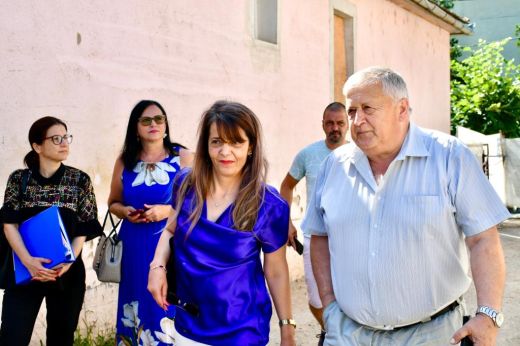 Megyei Tanács: Jövő évtől kezdődően egy Szatmár megyei árva gyermek sem fog nevelőintézetekben felnőni!