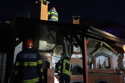 Lángra kapott hétfő hajnalban egy gazdasági melléképület Szatmárnémetiben