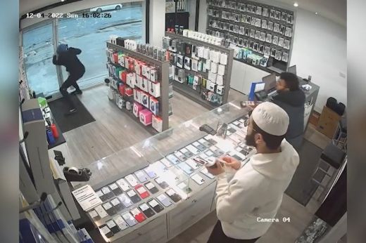 Egy rosszul elsült bolti lopáson nevet a fél internet - Videó