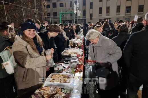 Rekordösszeg gyűlt össze a Kölcsey jótékonysági karácsonyi vásárán