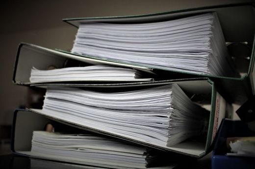 Jó hír a vállalkozóknak: 10 évről 5 évre csökkent a könyvelési dokumentumok archiválási időszaka