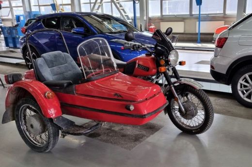 Nem mindennapi története van a Bákó megyei RAR-hoz begurított motornak
