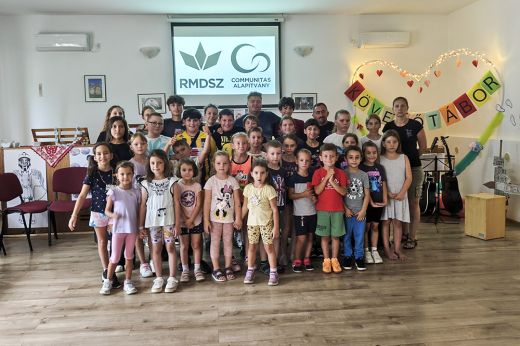Hagyományőrzés Ákoson – három nap a néptánc és a kézművesség jegyében