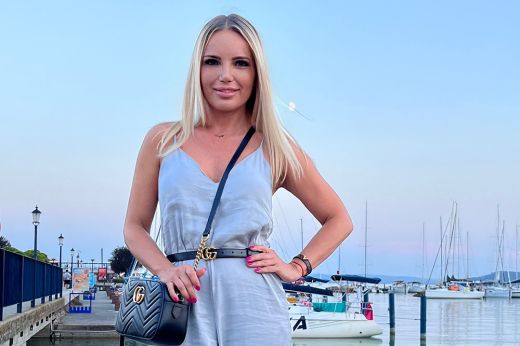 Teljesen felépült: bikinis fotón mutatta meg bomba testét Béres Anett