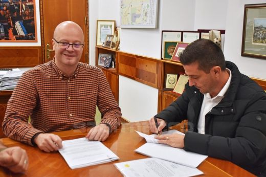 Aláírták a szerződést, épülhet a kerékpárút a Szamos töltésének jobb oldalán