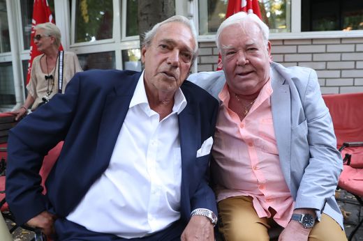 Kísérteties a hasonlóság Gálvölgyi János és Benedek Miklós drámája között – „Nem érhet így véget a pályafutásunk”