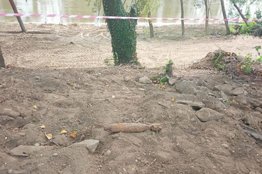Bombát találtak péntek délután a Szamos partján Szatmárnémetiben