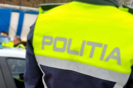 Buszt lopott, koccant és még jogsija se volt egy Bihar megyei fiatalnak. Szatmári rendőrök 24 órára őrizetbe vették