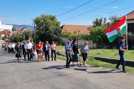 Nemzet nevelőjére, gróf Széchenyi Istvánra emlékeztek, s Tündérkertet avattak Kőszegremetén - KÉPGALÉRIA, VIDEÓ